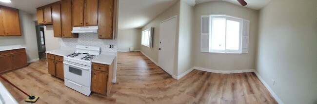 Foto del edificio - 1862 Pueblo Dr