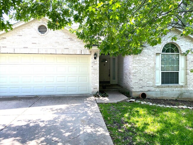 Foto del edificio - Amazing 3 bedroom home in the coveted 78717!
