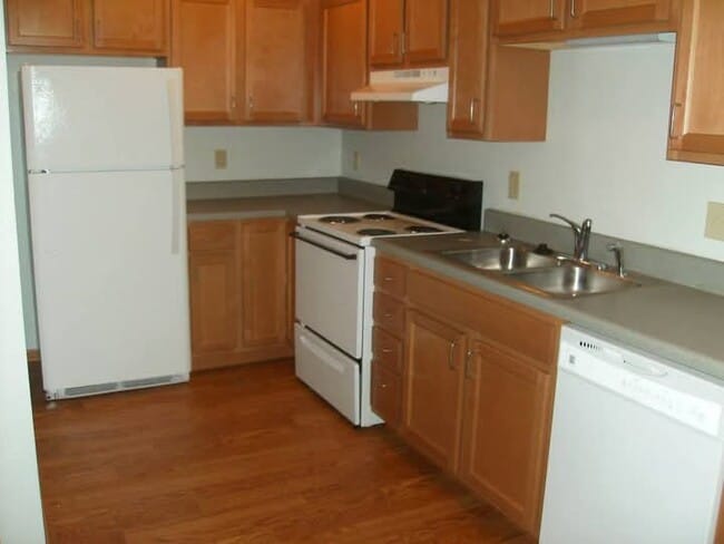 Building Photo - Fort Gay Apartments