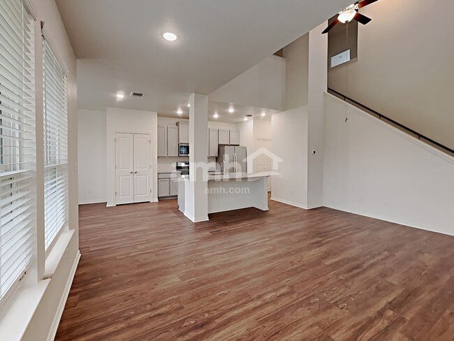 Building Photo - 360 Aspen Waters