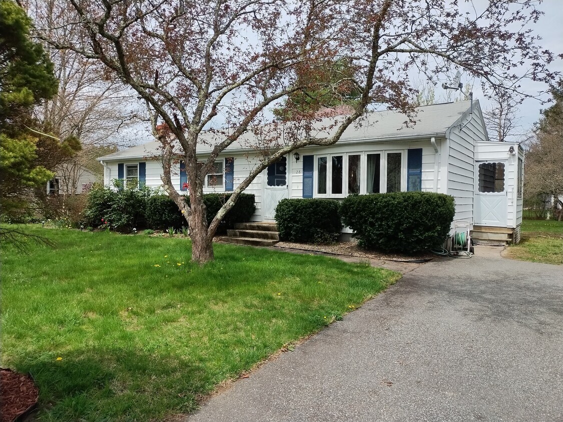 Primary Photo - 28 Porter Plain Rd