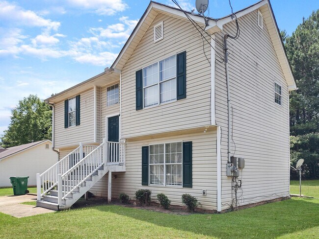 Building Photo - 3434 Lineview Dr