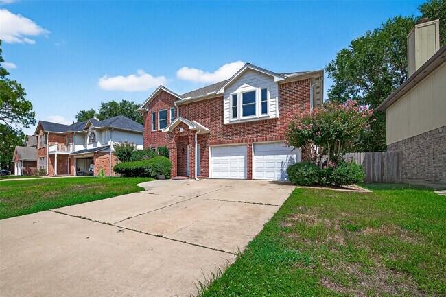 Building Photo - 12226 Paddock Way