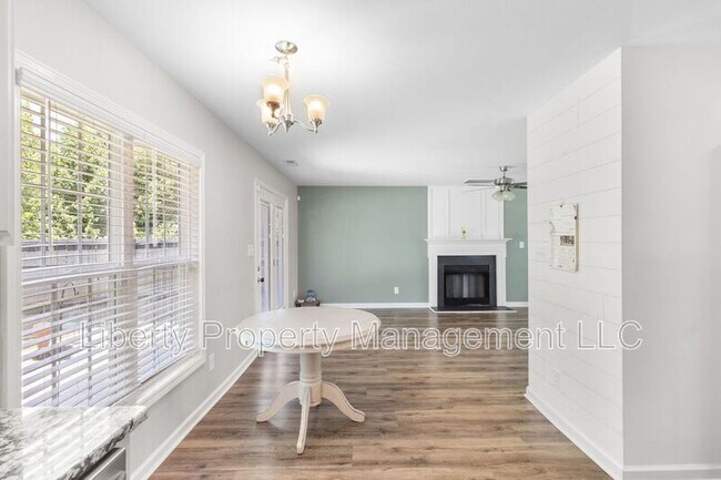 Building Photo - 21 Sawtooth Oak Cir
