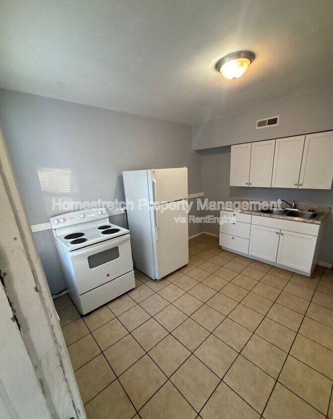Foto principal - 3654 Montana St