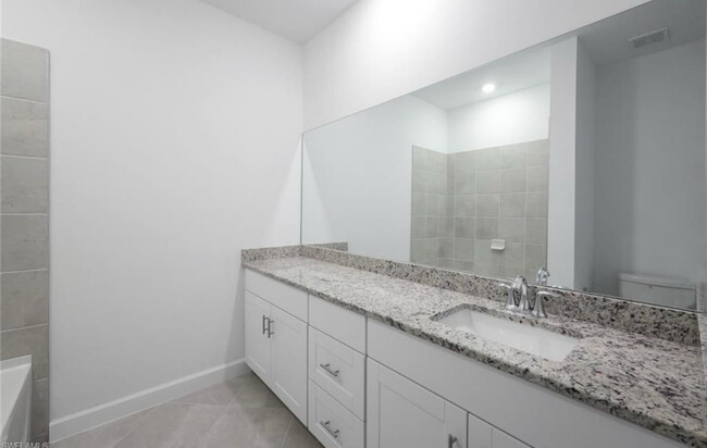 Building Photo - 14273 Pine Lodge Ln