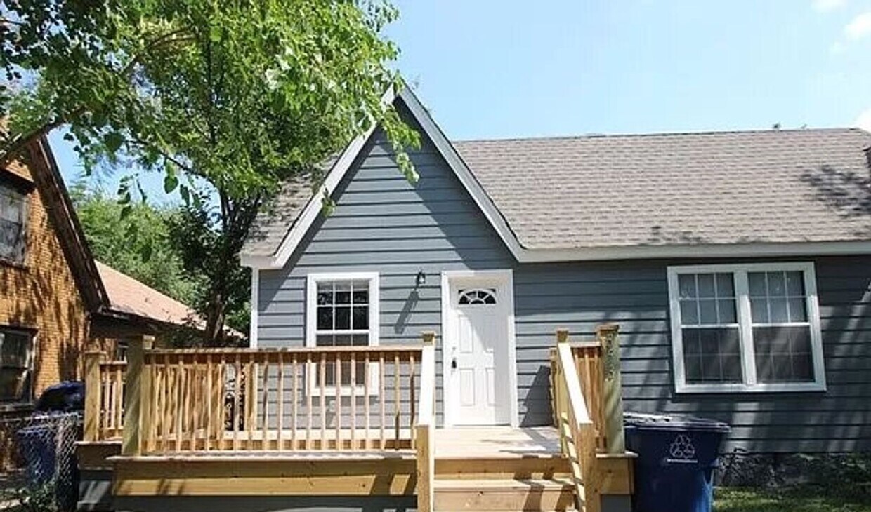 353 S Zunis Ave Unit 353, Tulsa, OK 74104 Room for Rent in Tulsa, OK