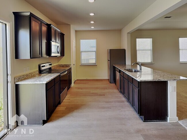 Foto del edificio - 143 Bovine Dr