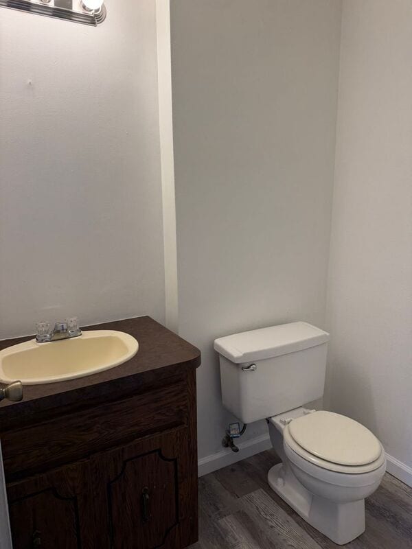 Building Photo - 915 Belle Valley Dr