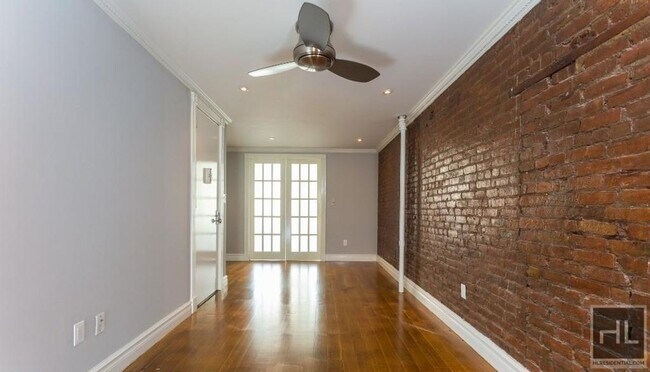 Foto del edificio - East 7th Street