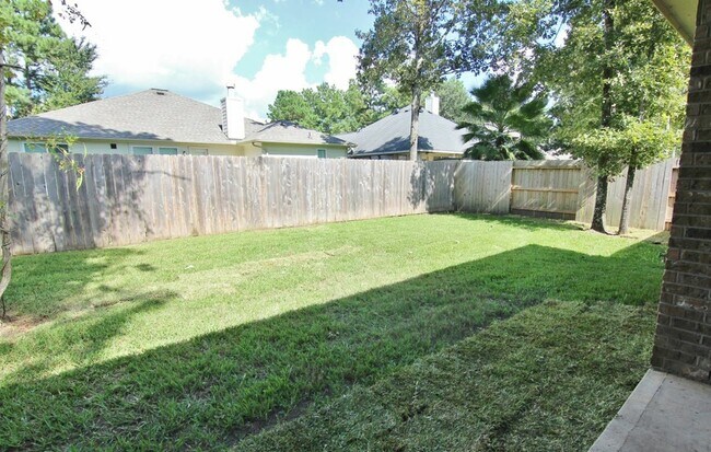 Foto del edificio - 12938 Walden Rd