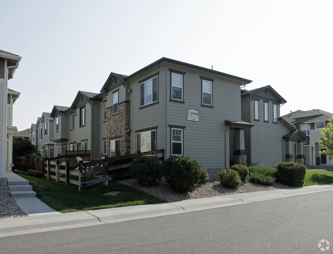 Building Photo - The Villas At Thorncreek