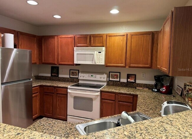 Foto del edificio - 4600 E Moody Blvd