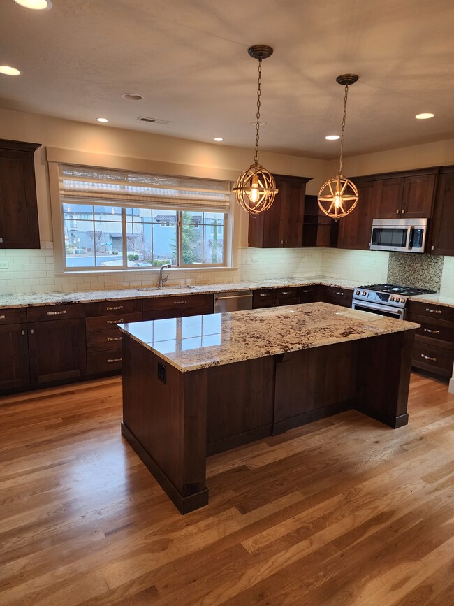 Foto del edificio - 3299 E Front Runner Ln