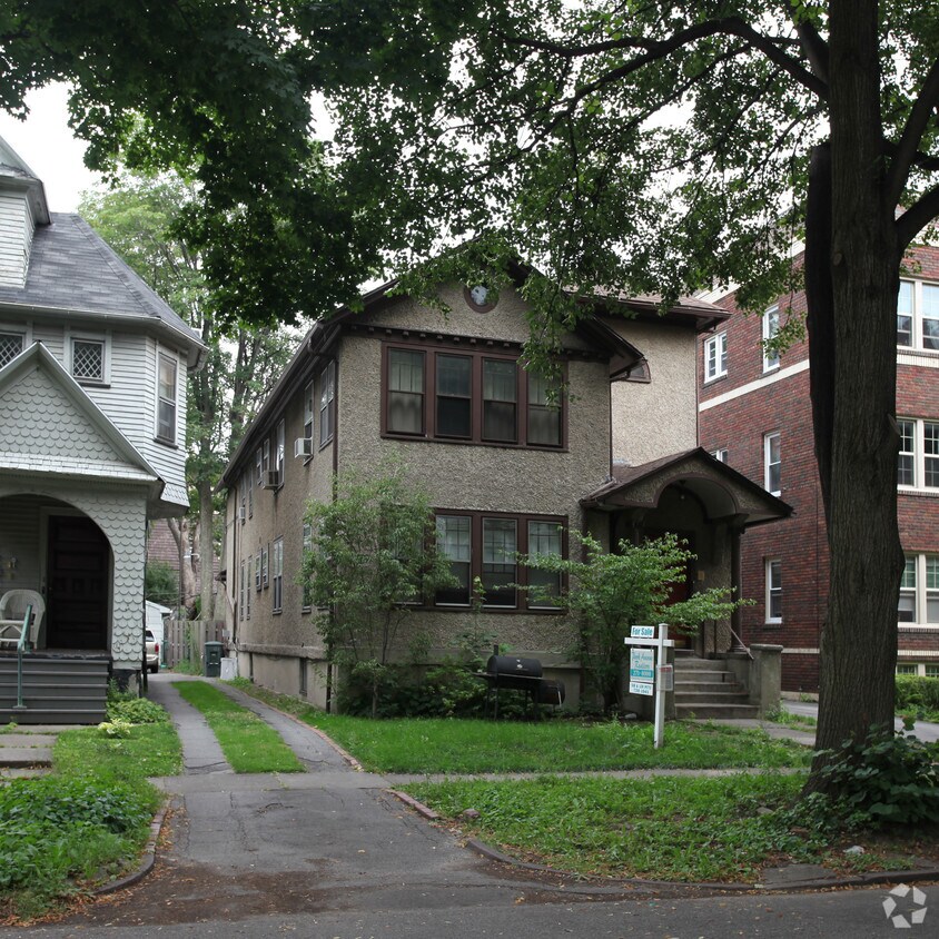 Primary Photo - 37 Vick Park B