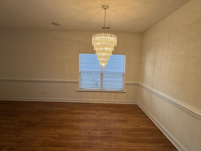 Foto del edificio - 6622 Latherton Ln