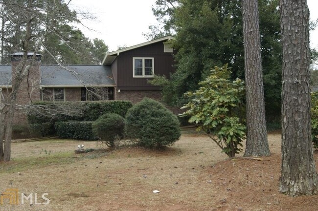 Building Photo - 5241 River Mill Cir