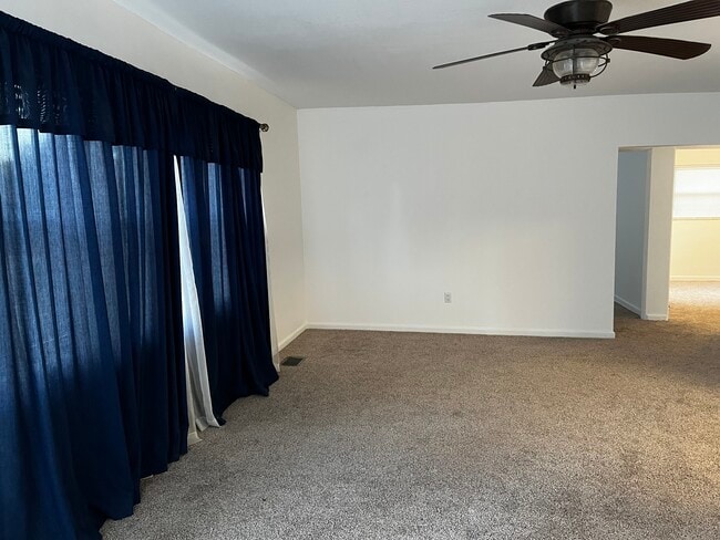 Building Photo - 424 N Frankfort Ave