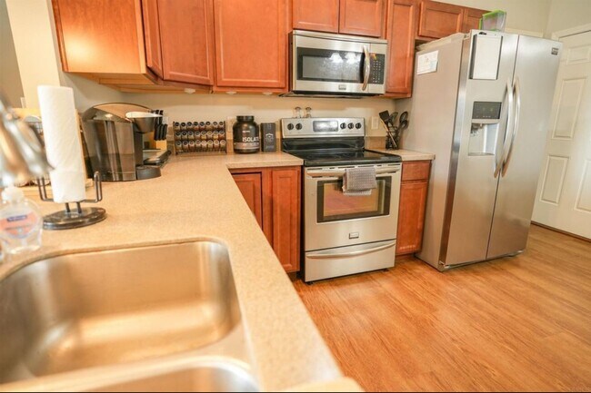 Foto del edificio - 3 Bedroom 2 Bath plus den/office