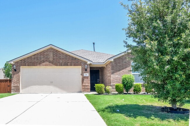 Building Photo - 3006 Flowering Springs Dr