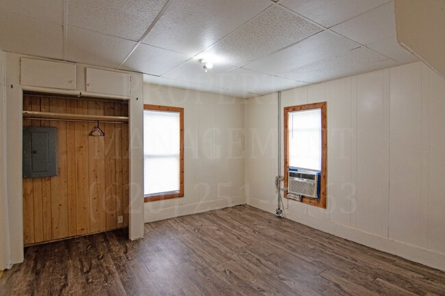 Building Photo - Weekly Rental 1 Bedroom 1 Bath