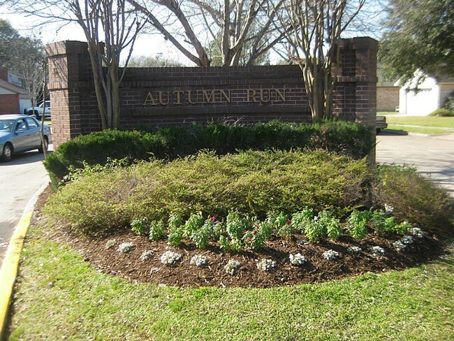 Building Photo - 18322 Santolina Ln