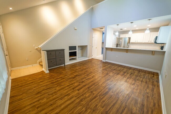Foto del edificio - 4434 Gearhart Rd