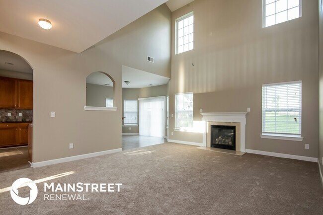 Building Photo - 453 Clearwater Dr