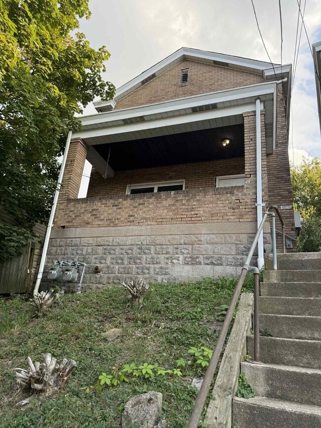 Building Photo - 1716 Amanda St