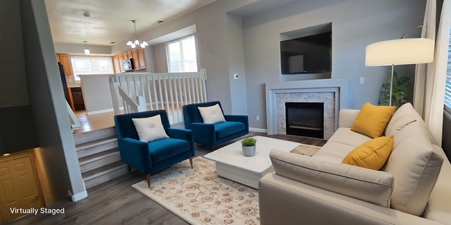 Building Photo - Charming Two Bedroom Townhome in Brighton,...