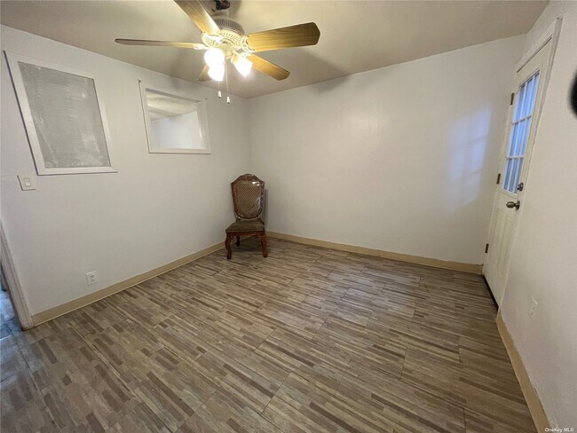 Foto del edificio - 80-46 164th St