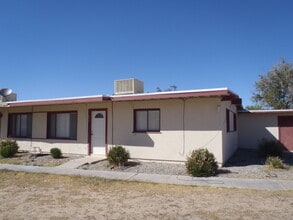 Building Photo - 337 Oasis Dr