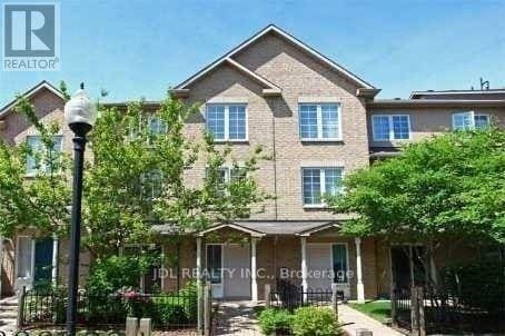 Photo principale - 10 Cox Blvd
