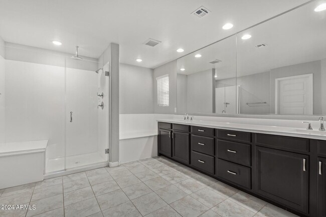 Foto del edificio - 2927 W Westland Rd