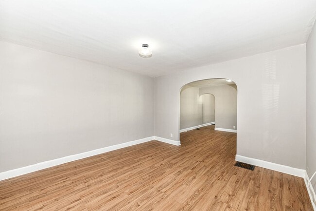 Foto del edificio - 802 N Denny St