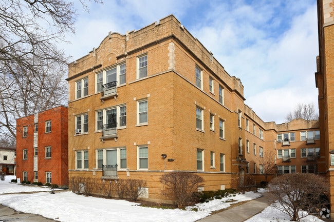 Building Photo - 809-815 Seward St