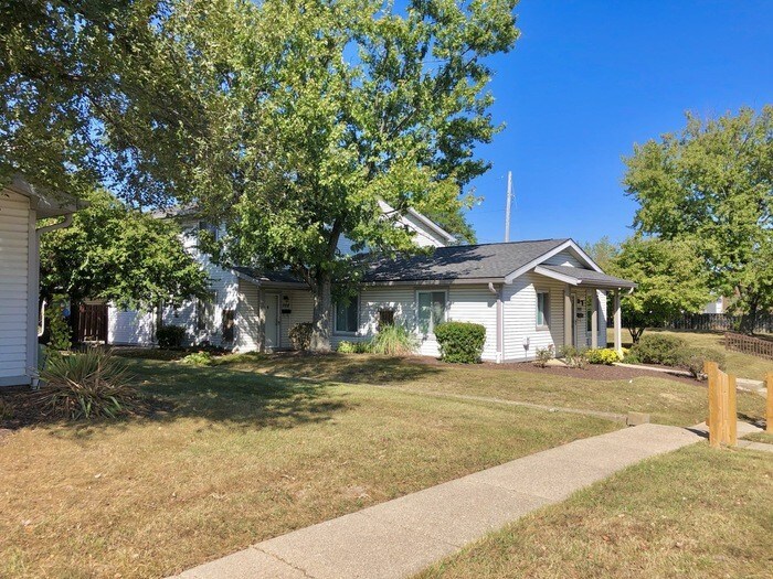 Primary Photo - Cozy West Chester Condo!