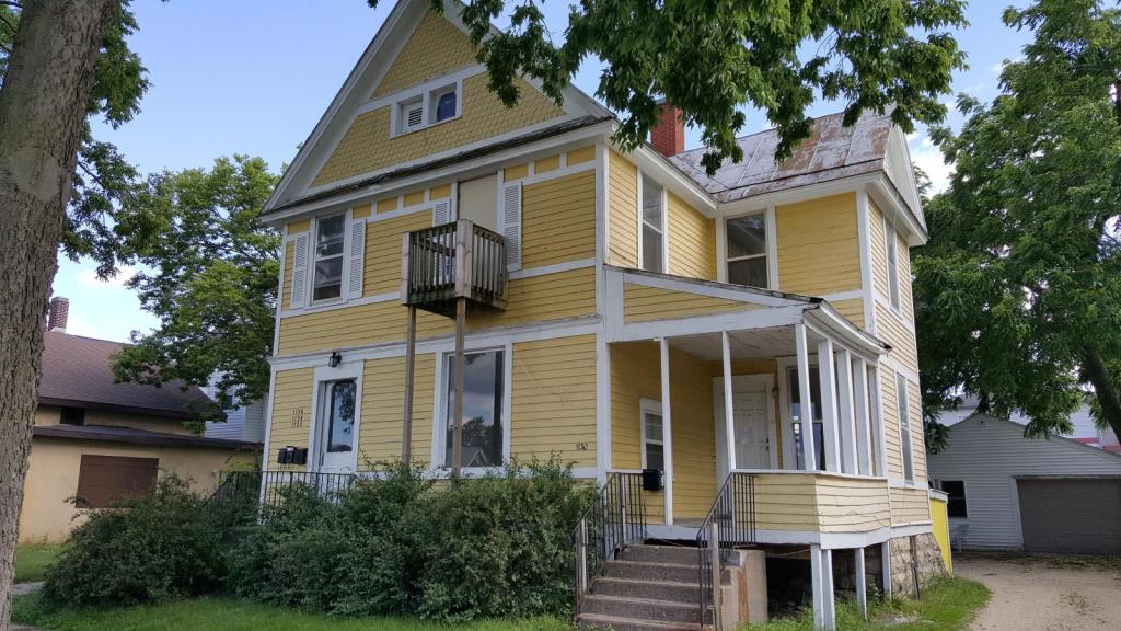 Primary Photo - 1130 Vine
