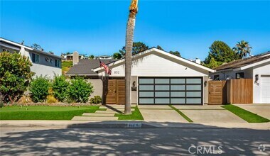 Building Photo - 832 Camino De Los Mares