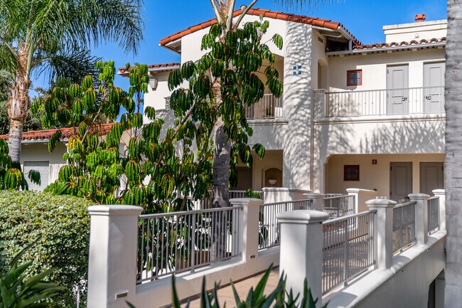 Foto del edificio - 7210 Blue Heron Pl