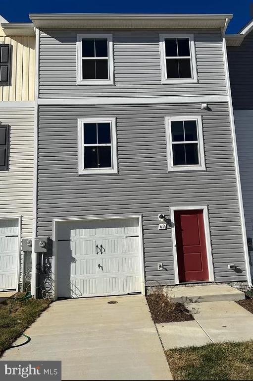 Foto principal - 18 Thrower Rd