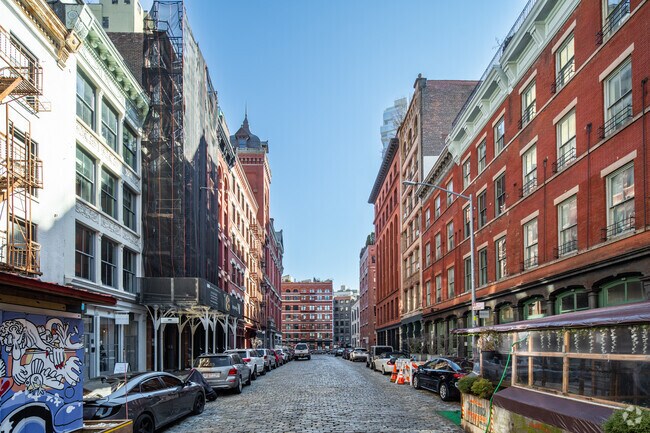 Context - 13 Harrison St