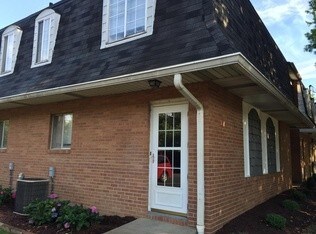 Main entry - 999 Renninger Rd