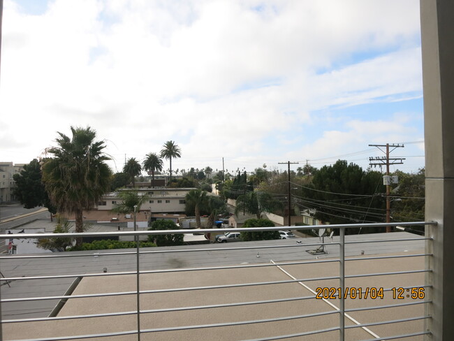 View from private deck - 1407 Venice Blvd