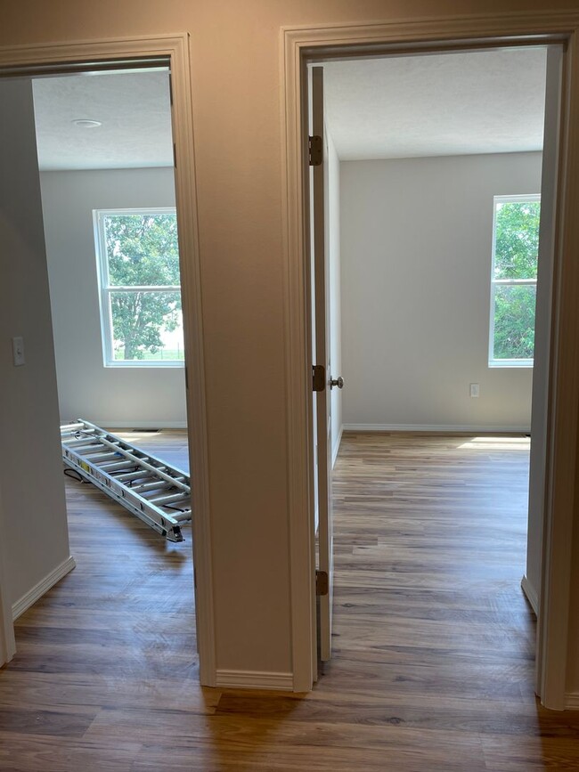 Building Photo - Newly built 3 bedroom-Westbury Gardens!