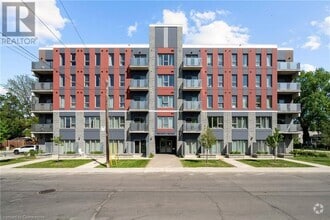 Building Photo - 77 Leland St