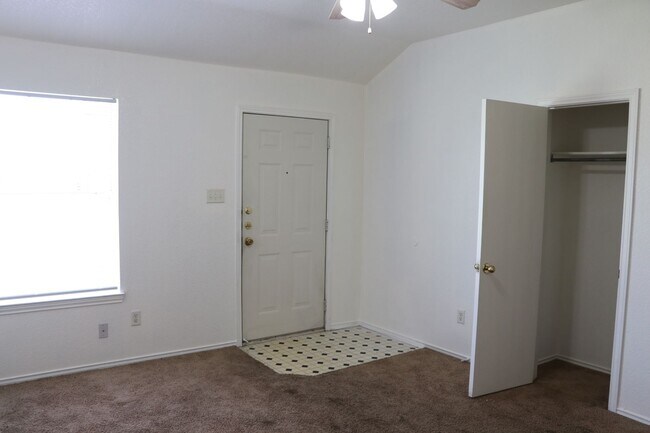 Foto del edificio - 2802 Edgefield St