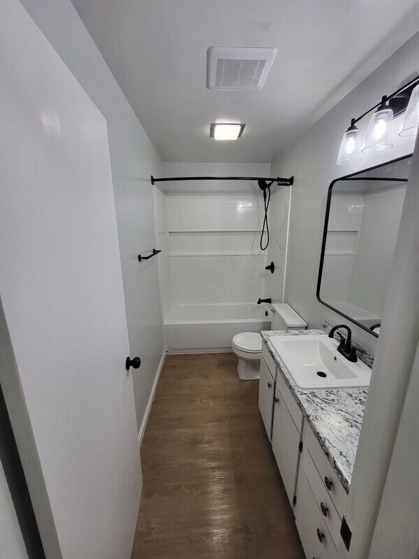 Building Photo - 4254 Postema Ct