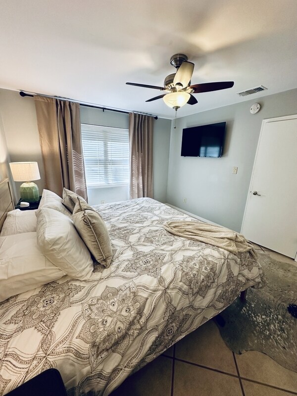 Foto del edificio - 200 Autumn Dr