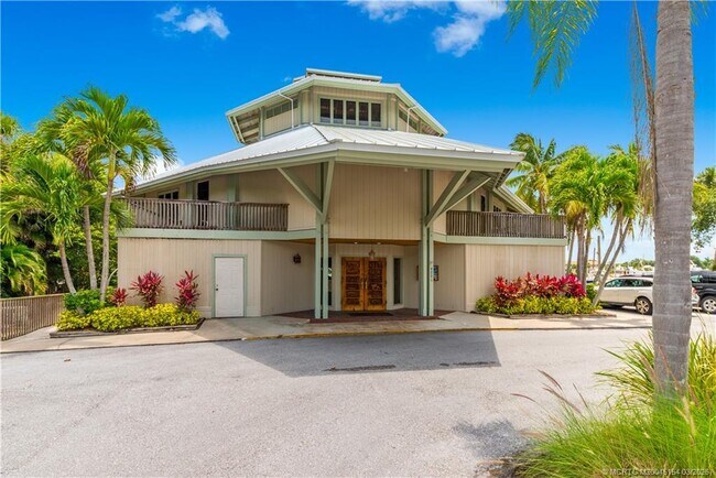 Foto del edificio - 4095 SE Centerboard Ln